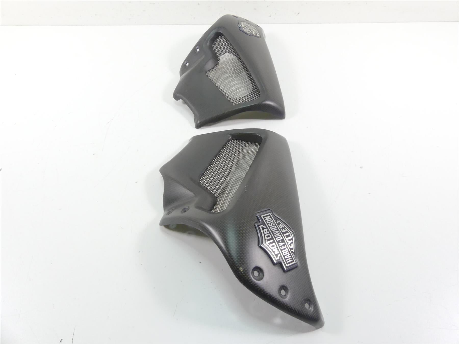 2011 Harley VRSCF Muscle Rod Bestem Carbon Neck Side Fairings CBHD-VRSCF-SFR-F {{ shop.shopifyCountryName }} - Mototech271