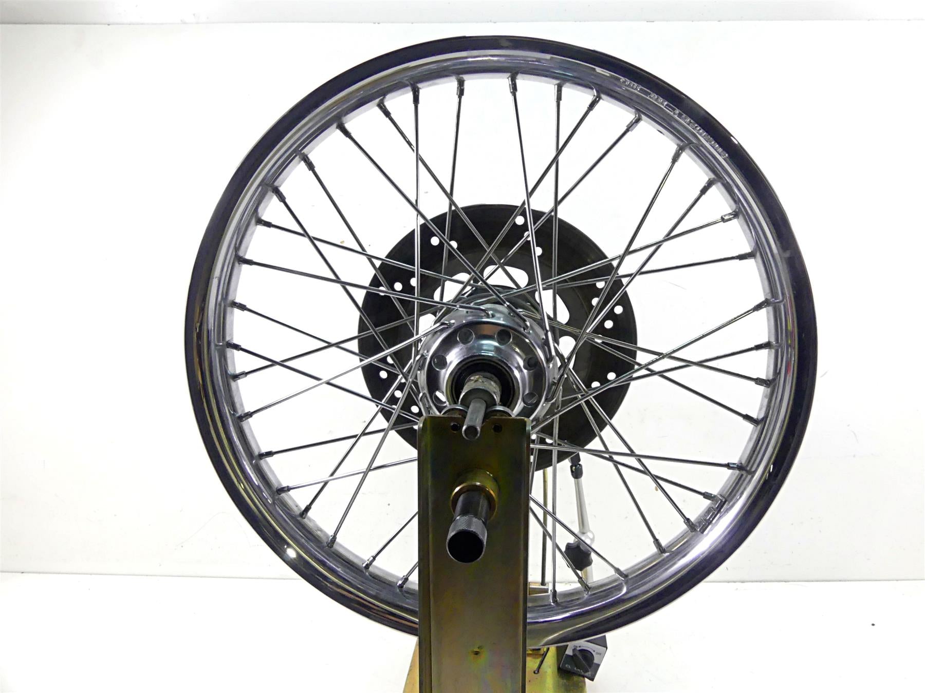 2006 Harley Softail FXSTSI Springer 21x2.15 Profiled Front Wheel Rim 44607-05A {{ shop.shopifyCountryName }} - Mototech271