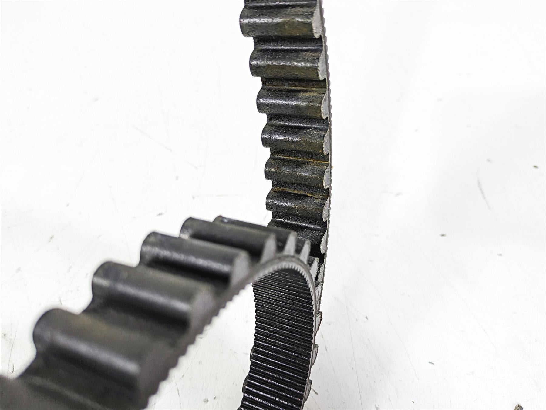 2019 Harley FLHCS Softail Heritage Rear Main Drive Belt 134T 40000018 {{ shop.shopifyCountryName }} - Mototech271