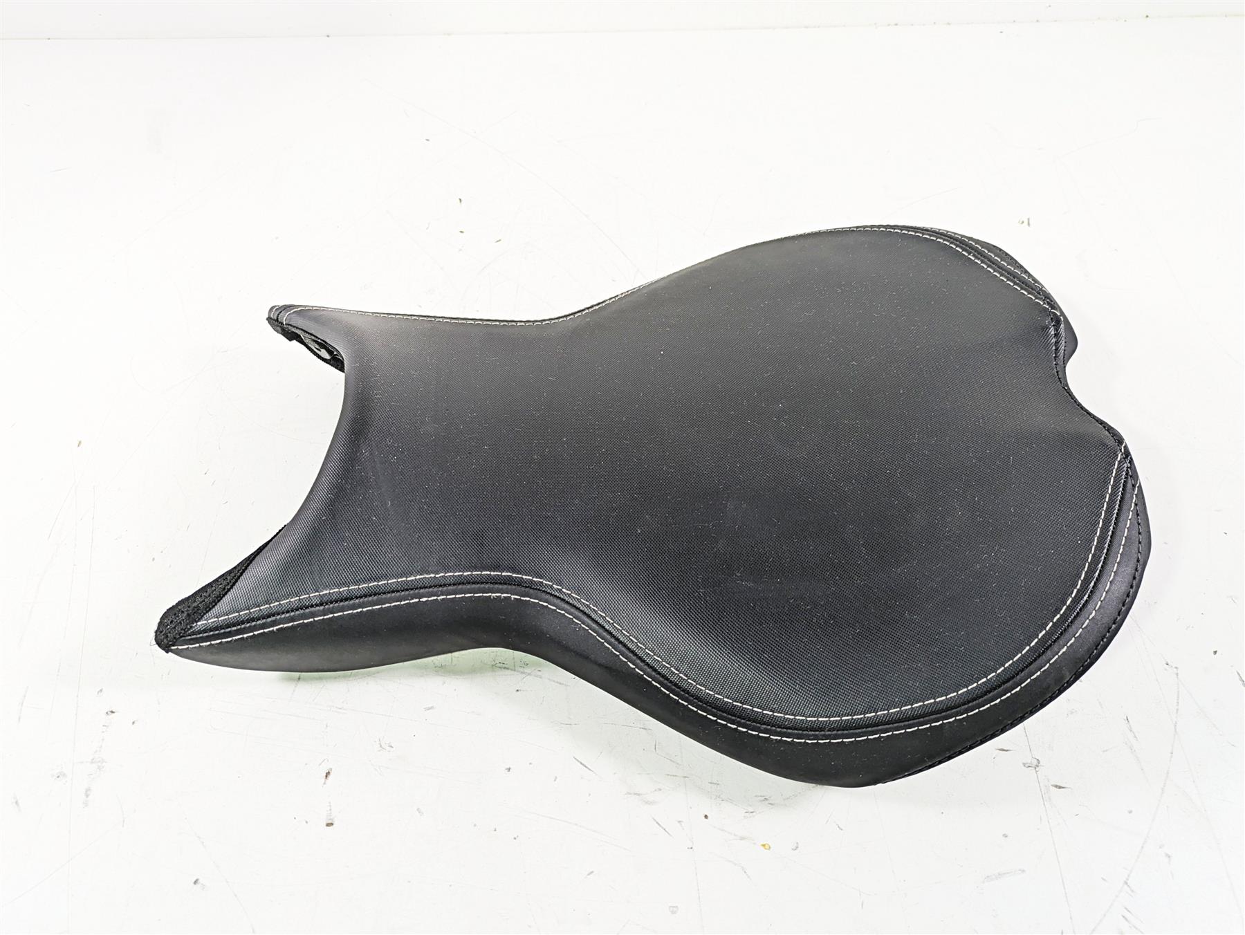 2020 Triumph Daytona 765 Moto2 Front Rider Seat Saddle T2310708 {{ shop.shopifyCountryName }} - Mototech271
