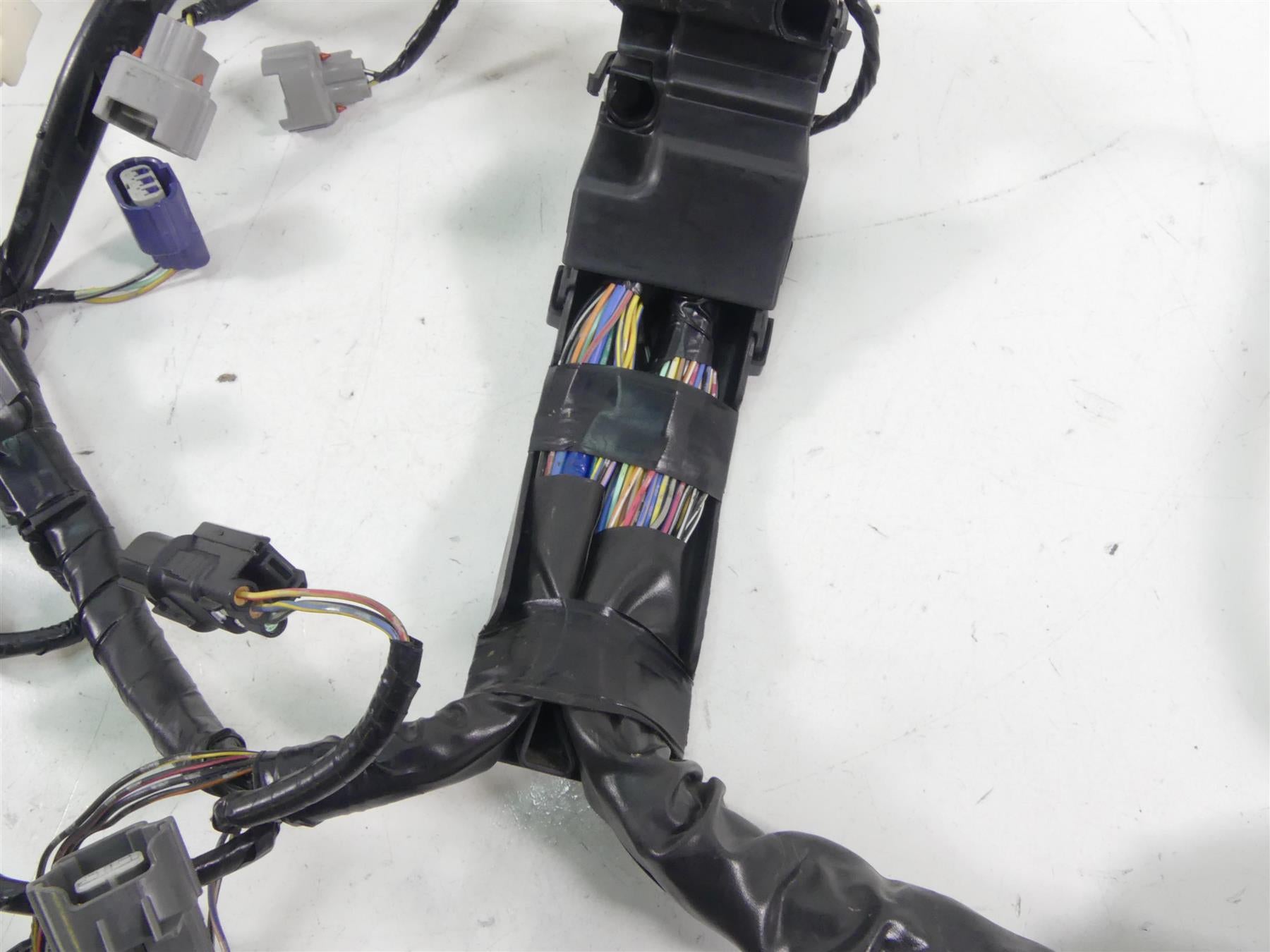 2015 Honda CBR1000 RR SC59 Wiring Harness Loom - No Cuts 32100-MGP-A90 {{ shop.shopifyCountryName }} - Mototech271