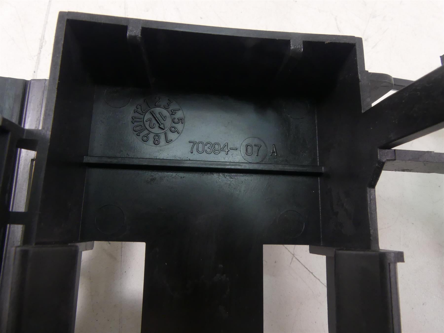 2013 Harley VRSCF Muscle V-Rod Electric Plastic Battery Holder Stay Set 70473-07 {{ shop.shopifyCountryName }} - Mototech271