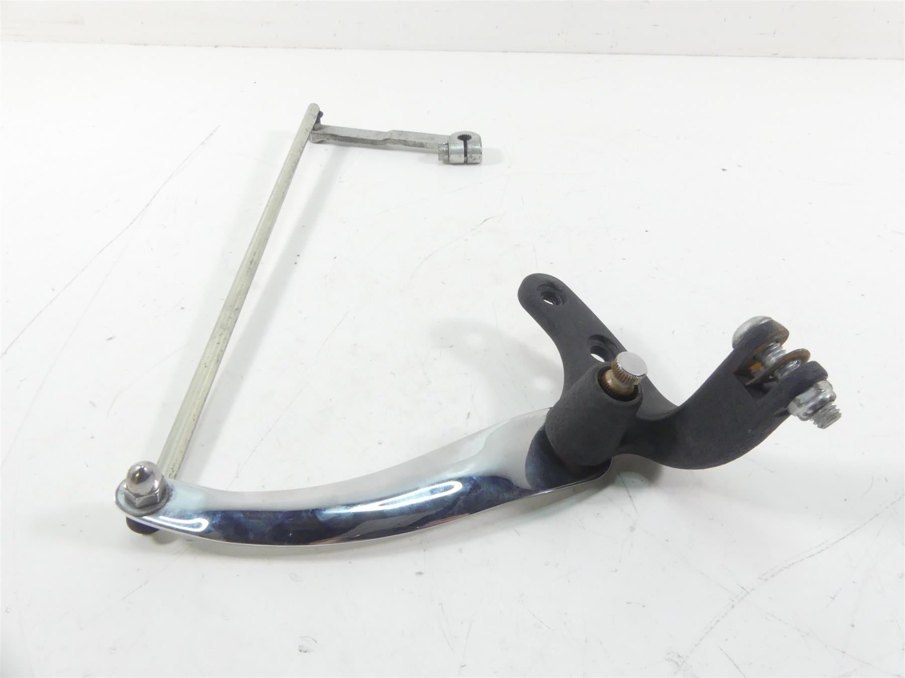 2013 Harley FXDWG Dyna Wide Glide Left Fw Footpeg Mount & Shifter Rod 33693-03 {{ shop.shopifyCountryName }} - Mototech271