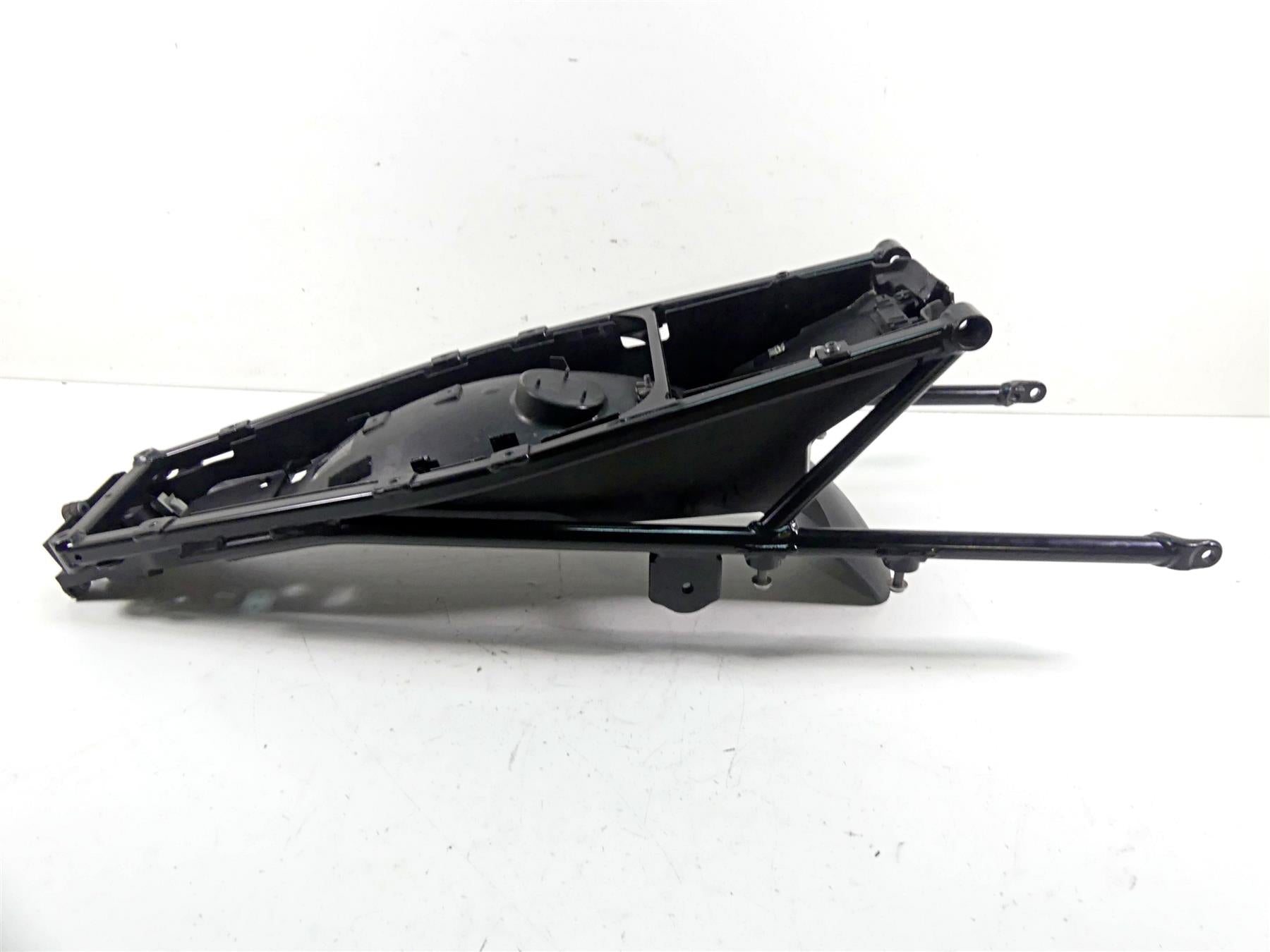 2015 BMW R1200GS GSW K50 Subframe & Inner Fender 46518534315 46518354222 {{ shop.shopifyCountryName }} - Mototech271