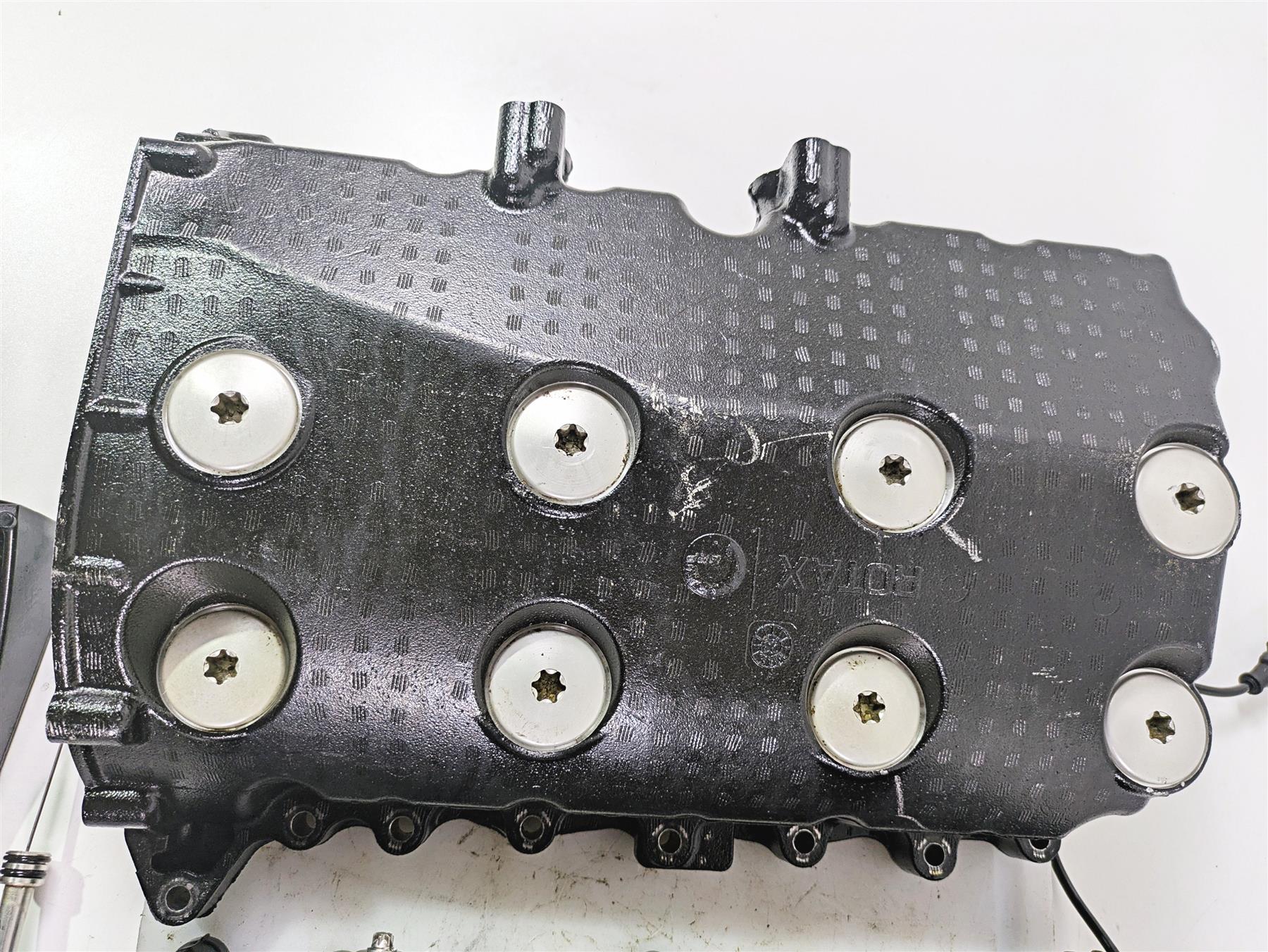 2024 Sea-Doo GTX 230 Engine Crank Motor Case Jug Set 420893514 {{ shop.shopifyCountryName }} - Mototech271