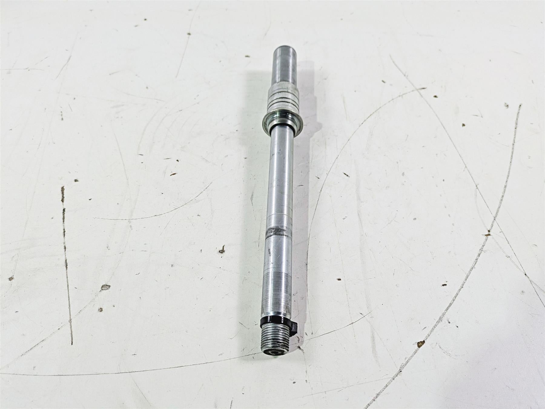 2012 Victory Cross Country Front Wheel Spindle Axle 5137439 5138509 {{ shop.shopifyCountryName }} - Mototech271