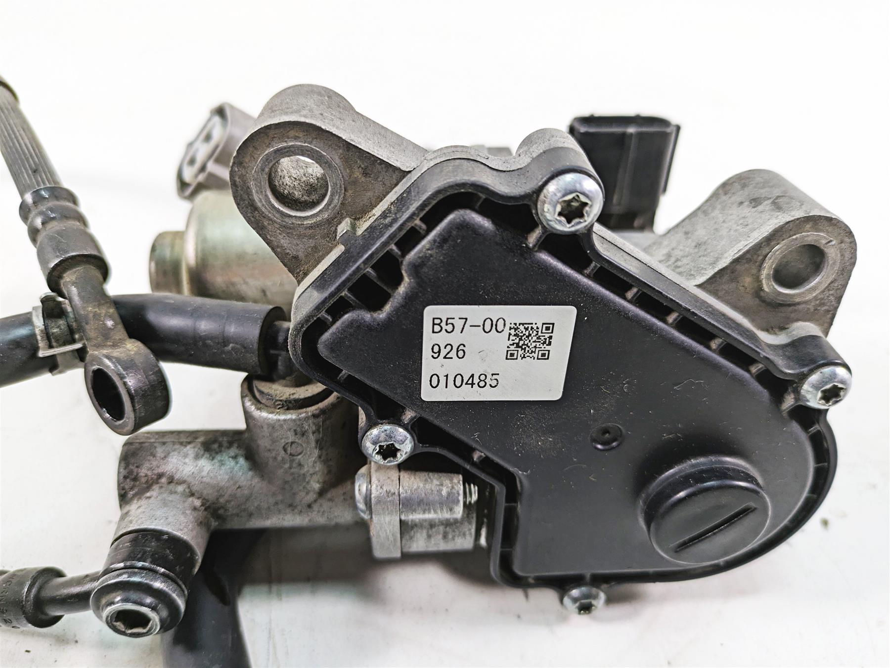 2019 Yamaha YXZ1000 R EPS SS SE Clutch Actuator Master Cylinder B57-82460-03-00 {{ shop.shopifyCountryName }} - Mototech271