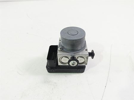 2015 Ducati Hypermotard 821 SP Abs Brake Pump Control Module 54240402A 54240332B {{ shop.shopifyCountryName }} - Mototech271