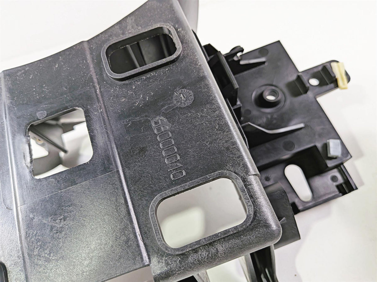 2014 Harley Touring FLHTK Electra Glide Battery & Ecm Holder - Read 66000010A-Mototech271