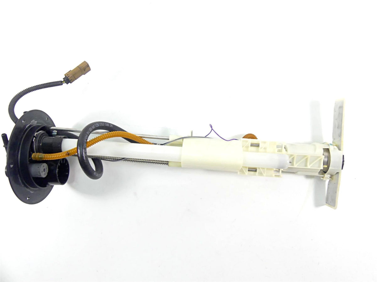 2014 Harley VRSCF Muscle V-Rod Fuel Gas Petrol Pump - Tested 75310-07 {{ shop.shopifyCountryName }} - Mototech271