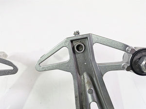 2009 Yamaha FZ1 FZS10 Fazer Rear Passenger Footpeg Set 2D1-2741L-00-00