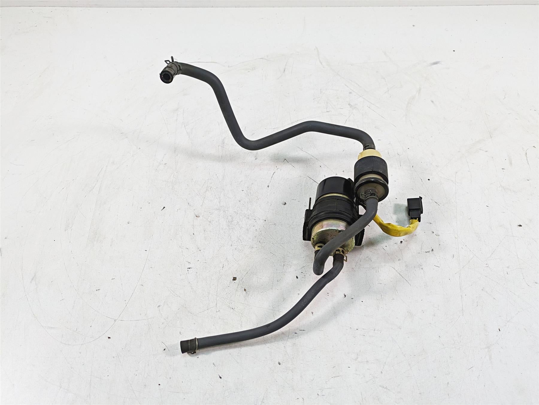 1997 Kawasaki VN1500 Vulcan Fuel Gas Petrol Pump - Tested 49040-1063 {{ shop.shopifyCountryName }} - Mototech271