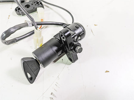 2021 Aprilia RS660 Cdi Ecm Speedo Ignition Switch Key Set 2K 2D000554 CM301806 {{ shop.shopifyCountryName }} - Mototech271