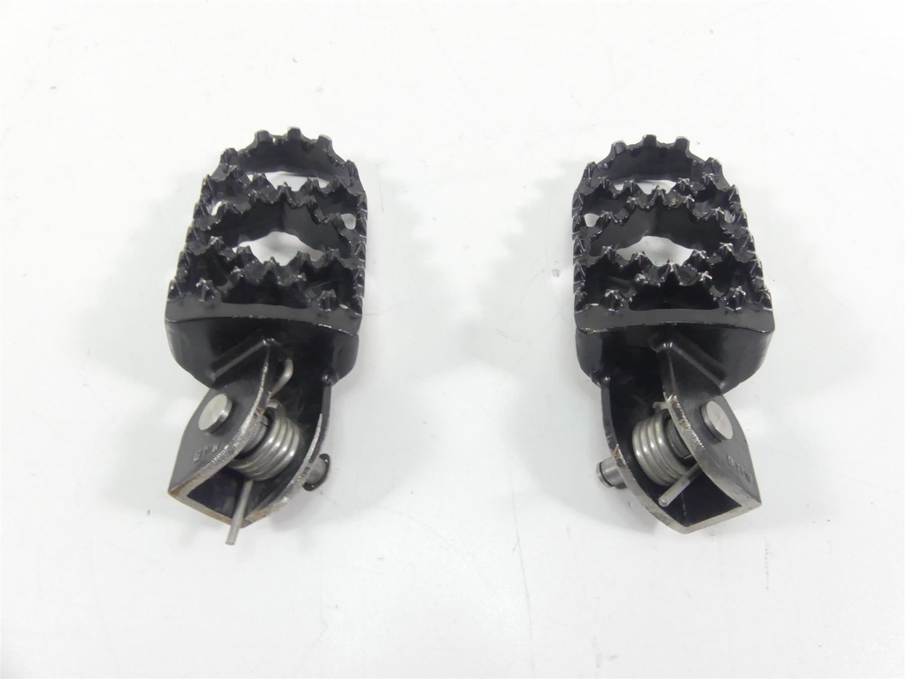 2013 BMW R1200GS GSW K50 Moose Racing Hybrid Front Rider Footpegs 1/2" STBMW-B {{ shop.shopifyCountryName }} - Mototech271