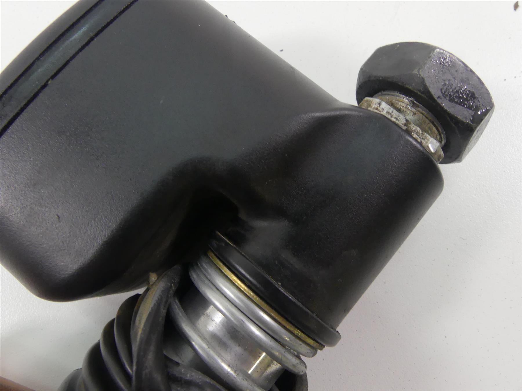 2009 Harley Dyna FXDF SE CVO Fat Bob Rear Brake Master Cylinder 42474-06C {{ shop.shopifyCountryName }} - Mototech271