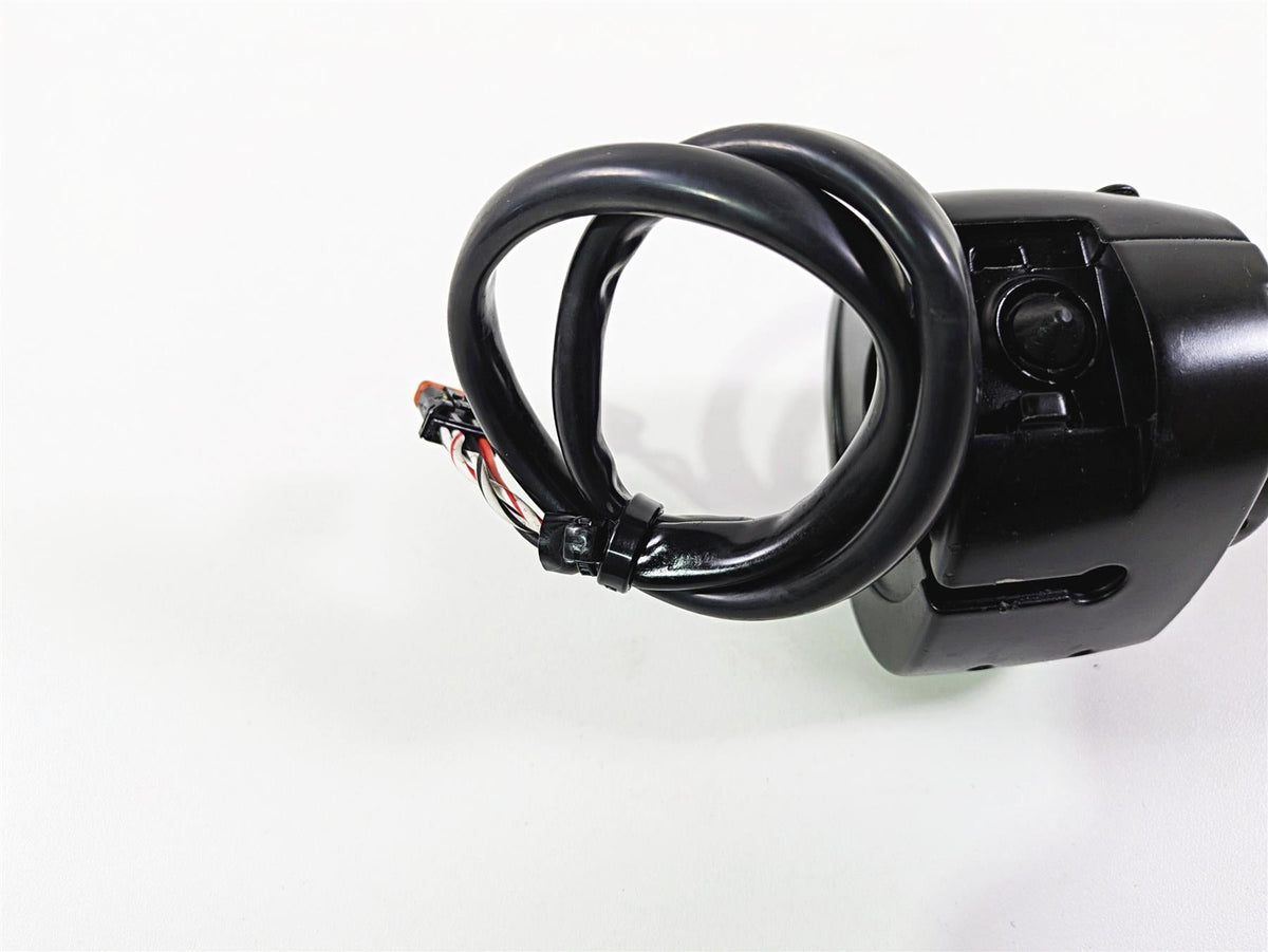 2019 Harley Softail FXDR 114 Left Hand Light Control Switch 71500292 {{ shop.shopifyCountryName }} - Mototech271