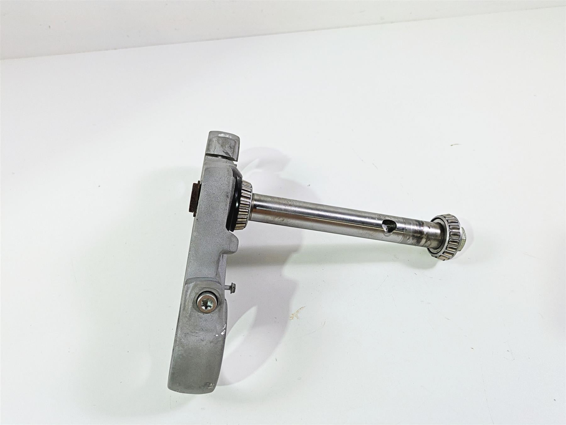 2009 Harley XR1200 Sportster Lower Triple Tree Steering Clamp 46050-08 {{ shop.shopifyCountryName }} - Mototech271