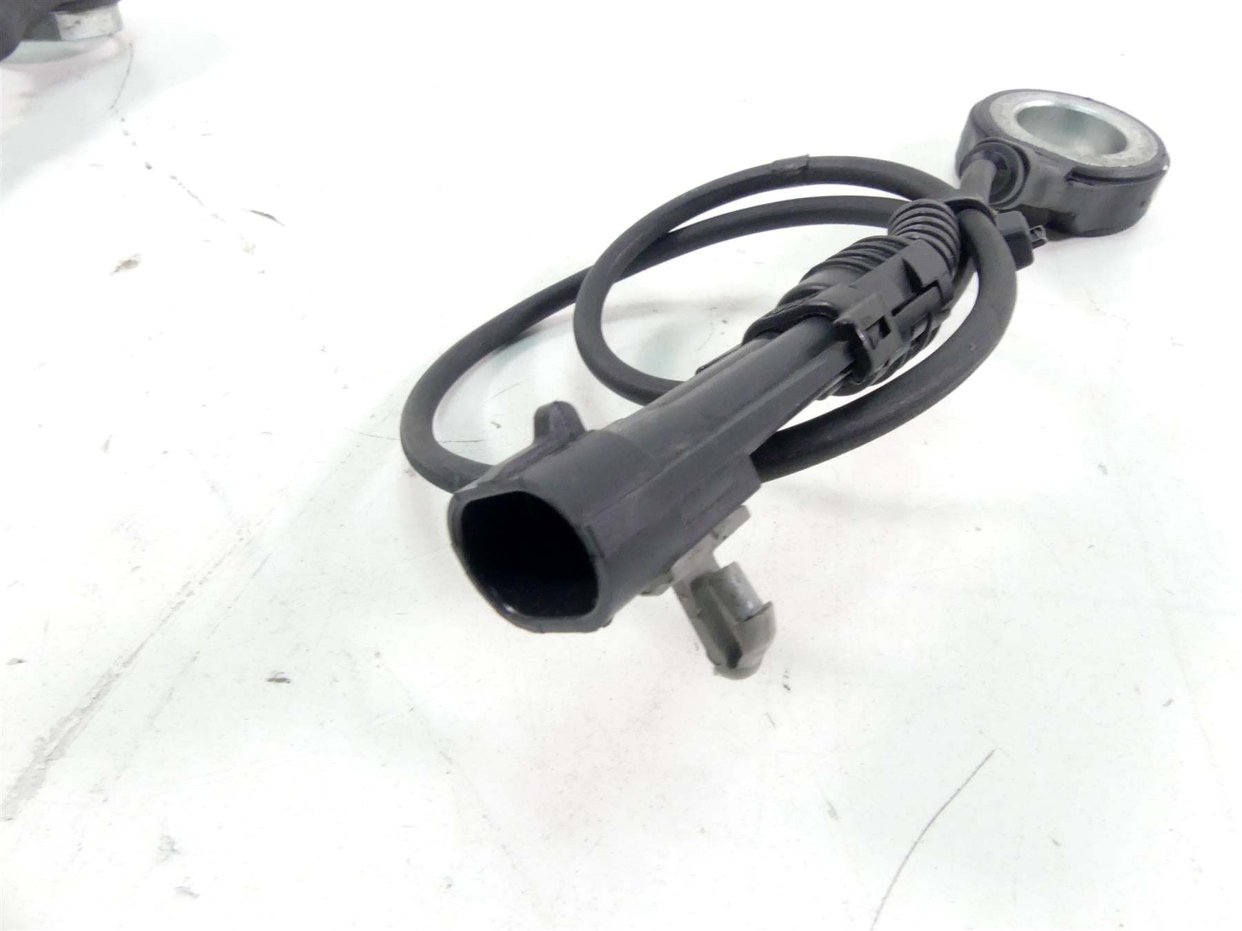 2017 Harley Softail FXSB Breakout Front Rear Abs Brake Sensors 40716-11 40615-08 {{ shop.shopifyCountryName }} - Mototech271