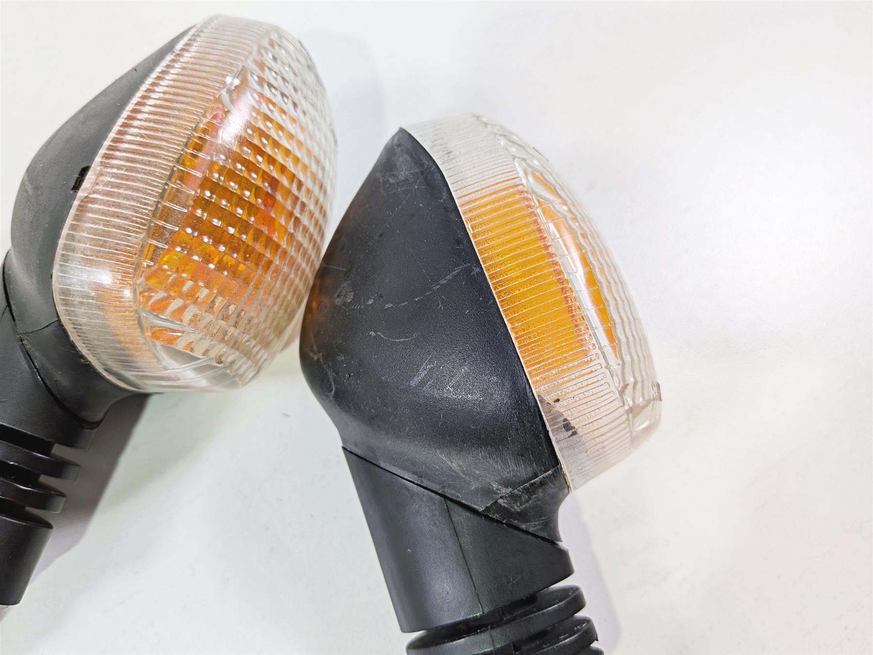 2005 KTM 950 LC8 Adventure Front Blinker Turn Signal Set 58414026100 58414028100 {{ shop.shopifyCountryName }} - Mototech271