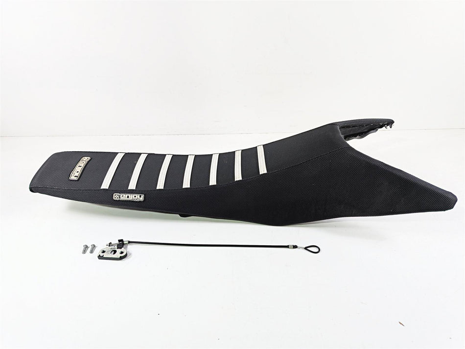 2018 Husqvarna 701 Supermoto Seat Saddle enjoy mfg Cover 27007040000 27007140100-Mototech271