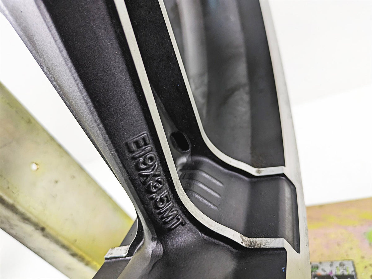 2019 Harley Touring FLHX Street Glide Front Wheel Rim 19x3.5 Enforcer 43300027 {{ shop.shopifyCountryName }} - Mototech271