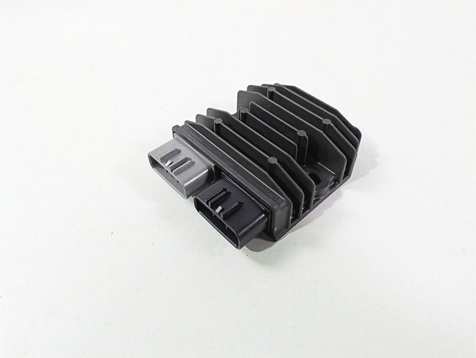 2022 Ducati Hypermotard 950 Rectifier Voltage Regulator 54040321A SH821AA {{ shop.shopifyCountryName }} - Mototech271