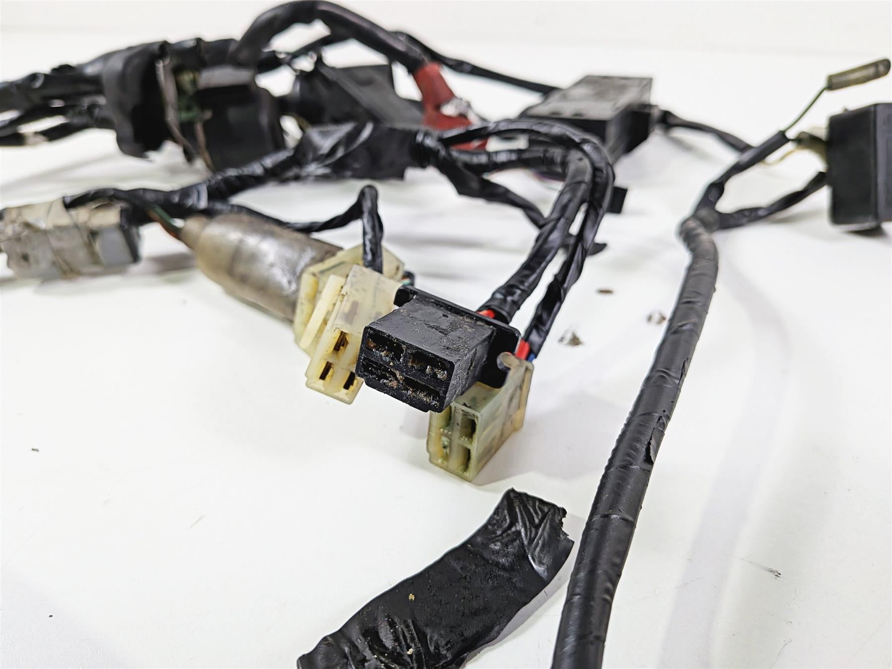 1995 Honda VT600 CD Shadow Deluxe Wiring Harness Loom - No Cuts 32100-MZ8-000 {{ shop.shopifyCountryName }} - Mototech271
