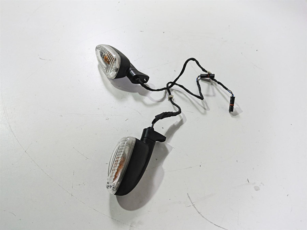 2012 BMW R1200R K27 Rear Blinker Turn Signal Set 63137667771 63137667772 {{ shop.shopifyCountryName }} - Mototech271