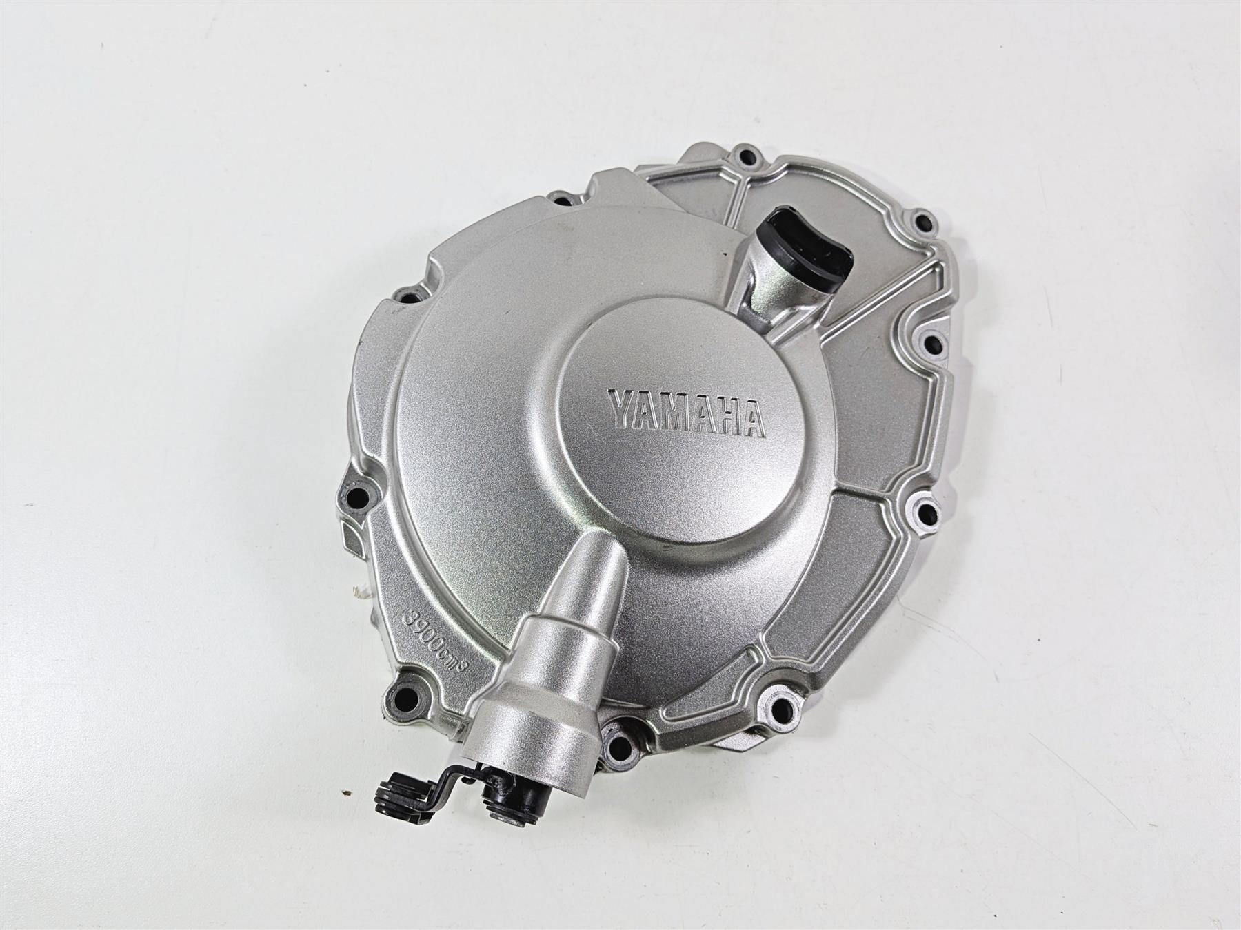 2016 Yamaha YZF R1 RN32 Silver Clutch Cover B60-15421-00-00 {{ shop.shopifyCountryName }} - Mototech271