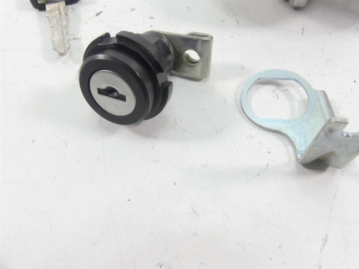 2018 Ducati Hypermotard 939 SP Speedometer Ignition Switch Key Set 12K 40611222C {{ shop.shopifyCountryName }} - Mototech271
