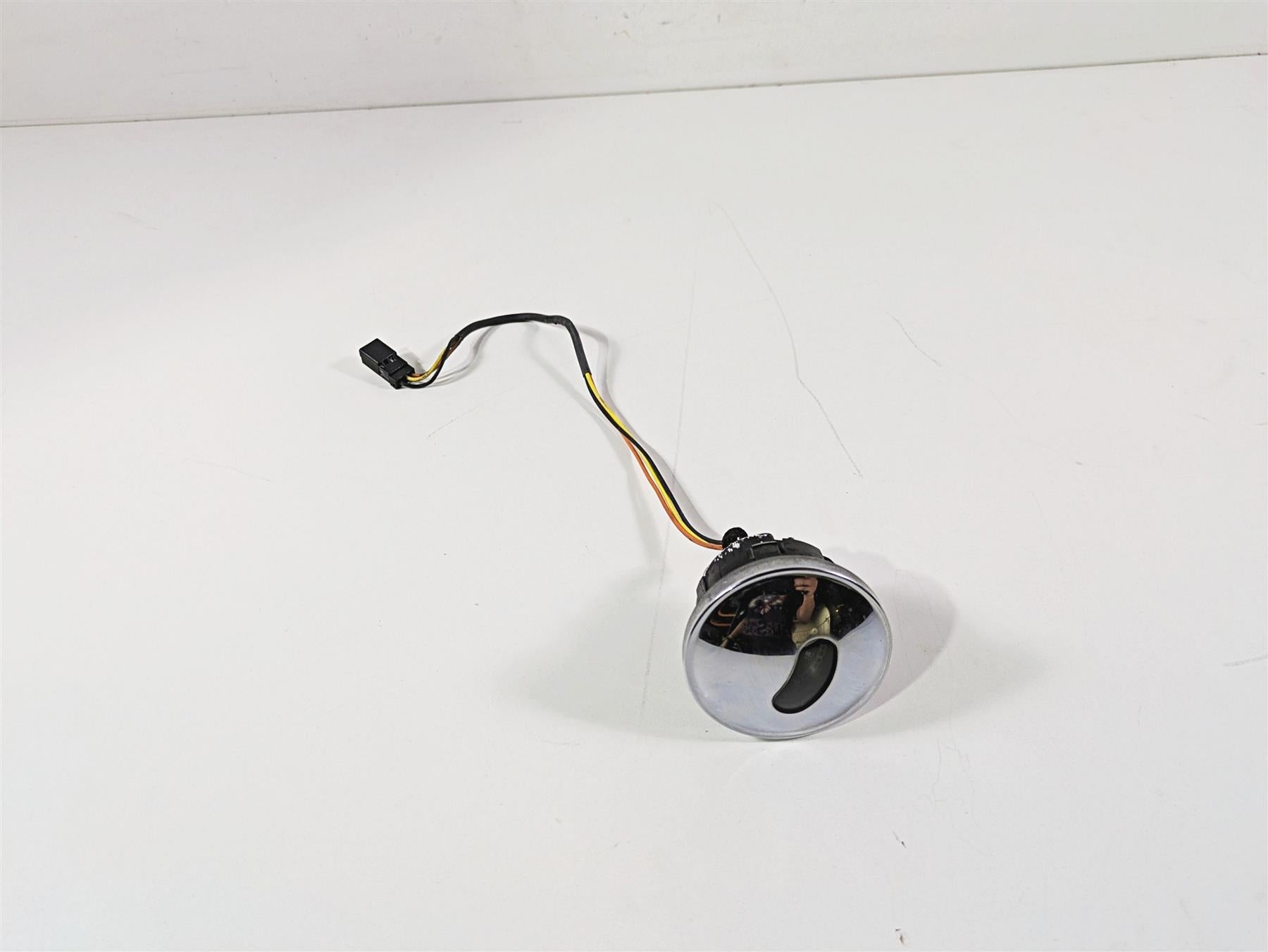 2009 Harley FLSTSB Cross Bones Fuel Gas Petrol Level Gauge 75241-08 {{ shop.shopifyCountryName }} - Mototech271