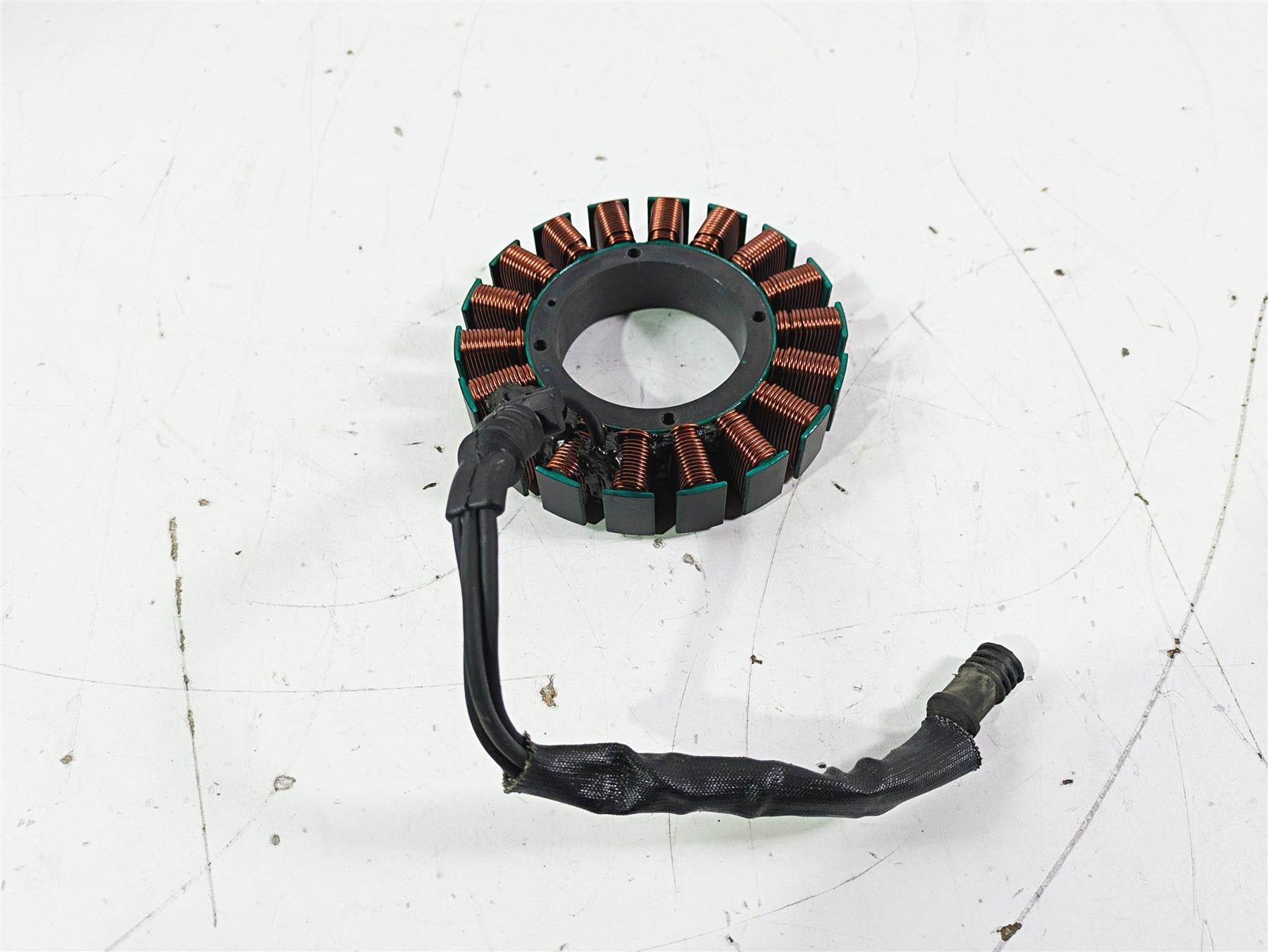 2007 Harley Touring FLHTCU SE CVO E-Glide Stator 3-Phase, 50 Amp 29987-06D {{ shop.shopifyCountryName }} - Mototech271