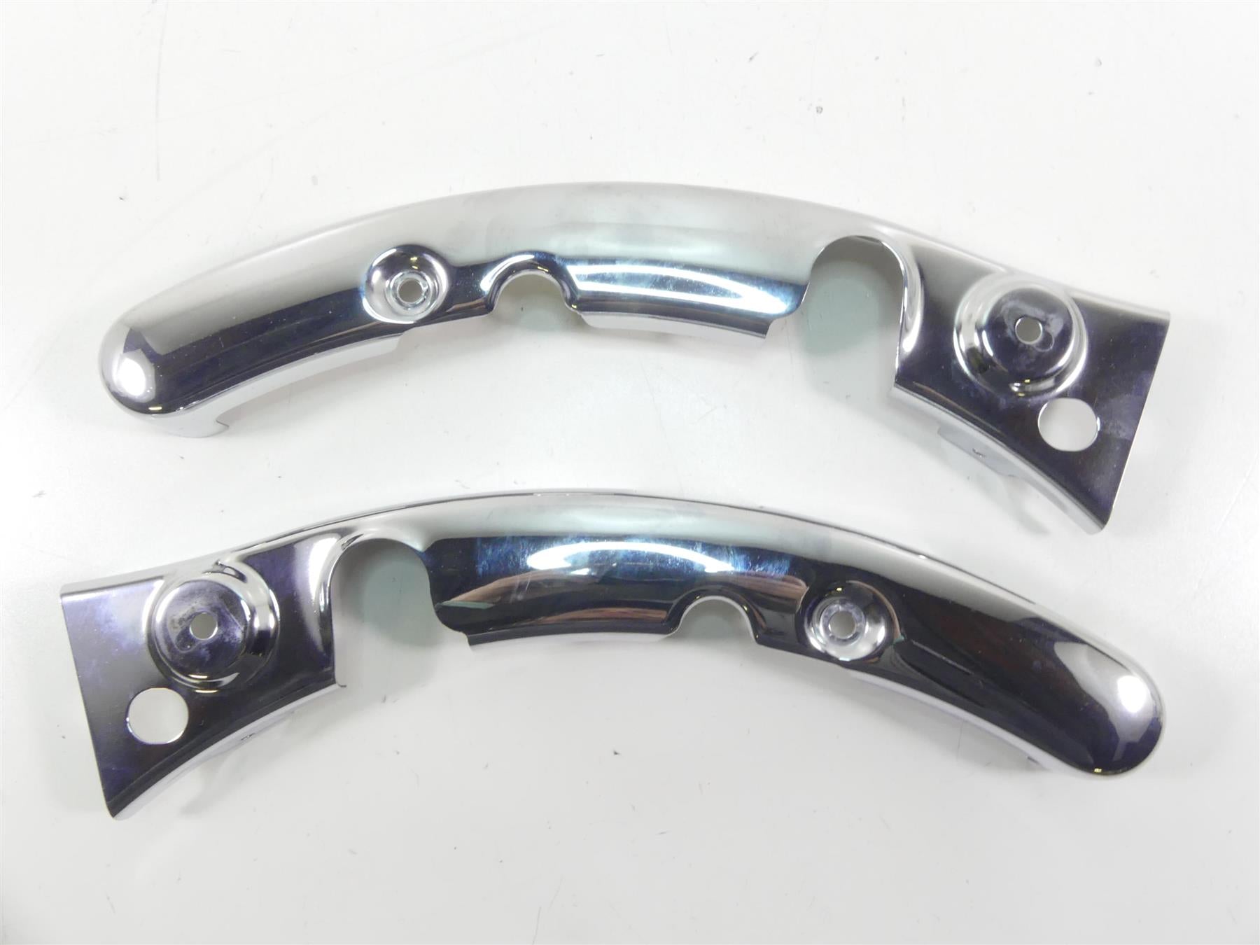 2009 Harley FLHTCU SE4 CVO E-Glide Rear Fender Frame Strut Covers 47522-09 {{ shop.shopifyCountryName }} - Mototech271