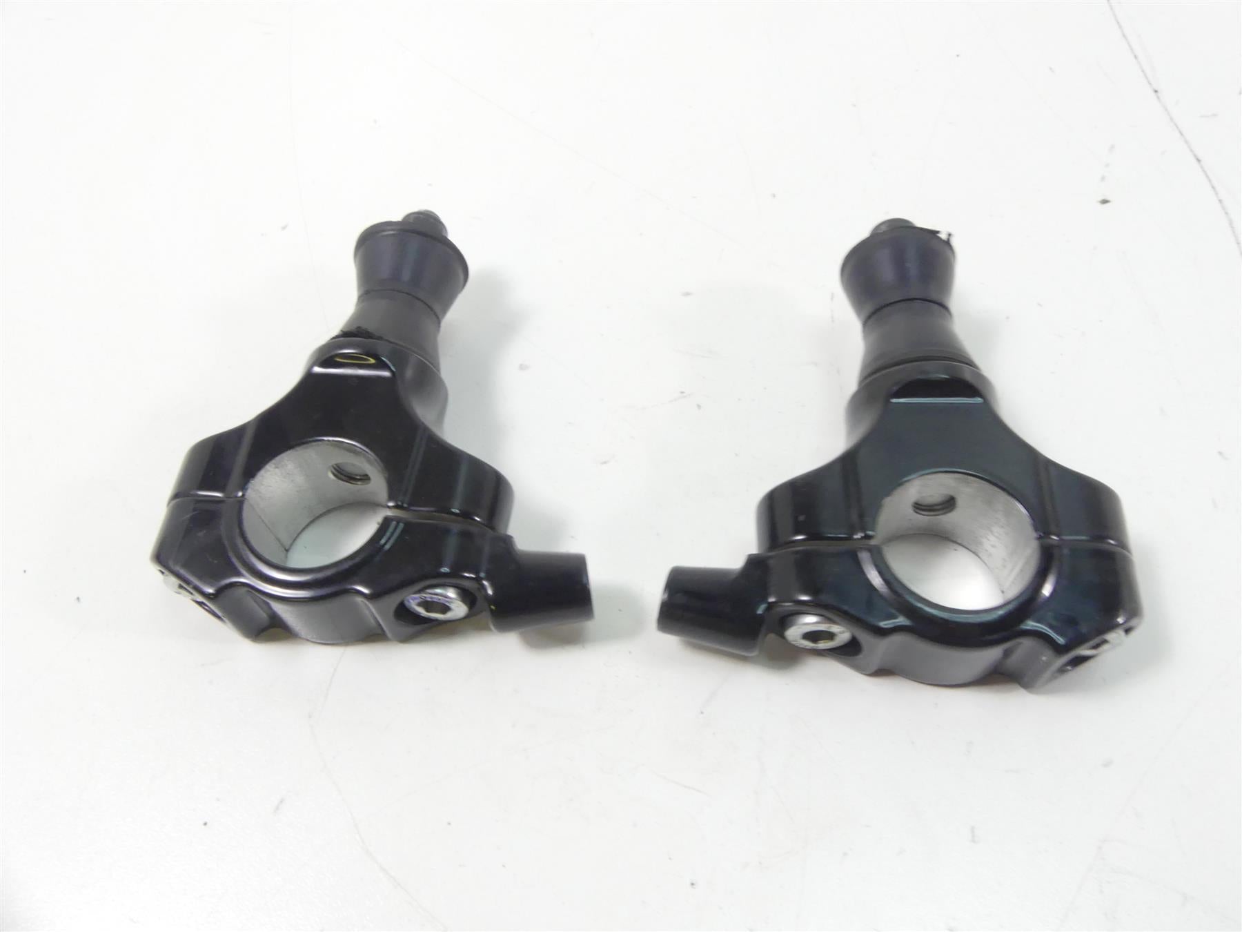 2019 Indian Motorcycle Co. FTR1200 Handlebar Riser Holder Mount Set 1025202 | Mototech271