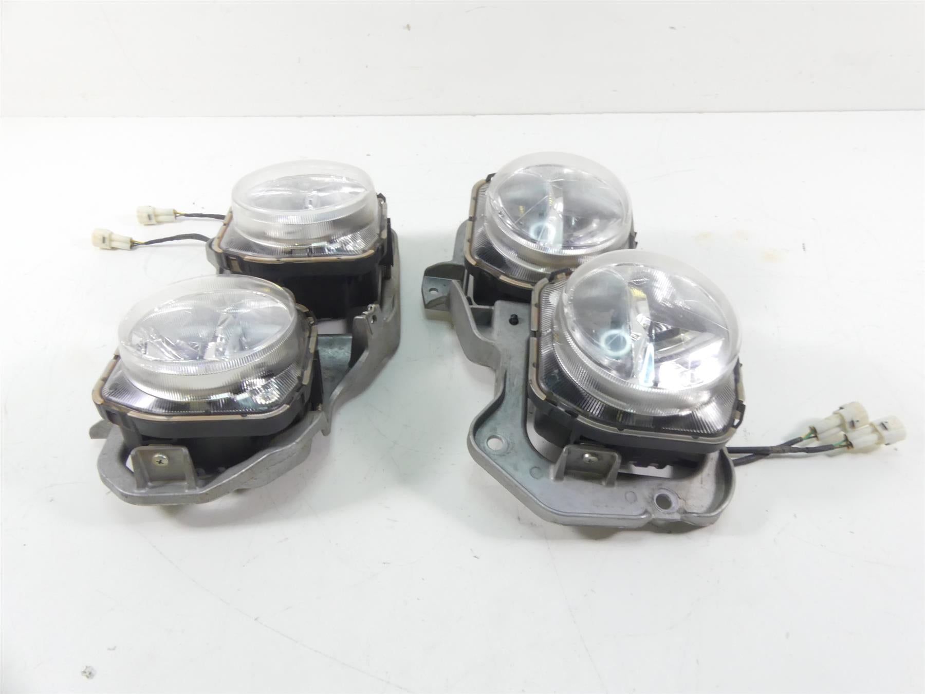 2018 Yamaha YXZ1000R EPS SS Headlight Head Light Lamp Lens Set 2UD-84300-00-00 {{ shop.shopifyCountryName }} - Mototech271