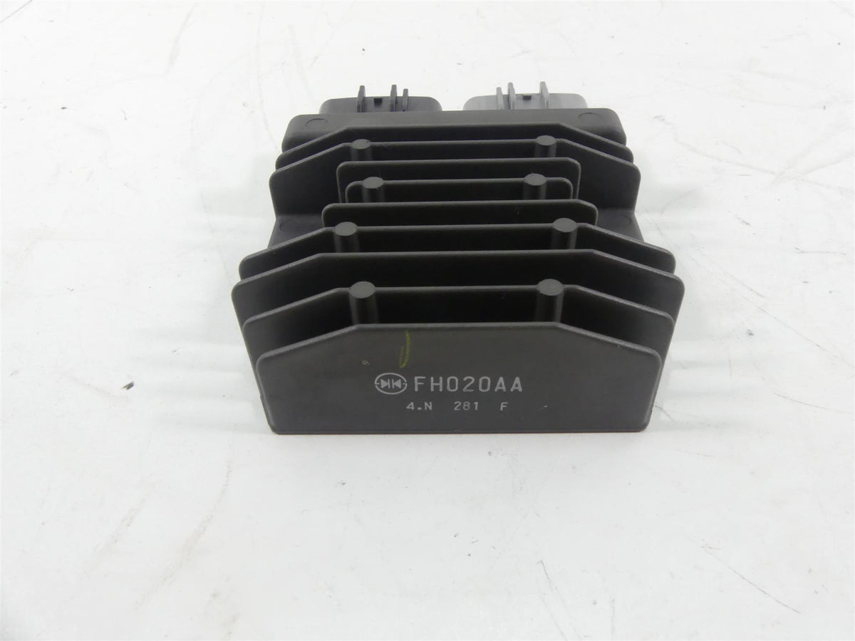 2015 Yamaha MT09 FZ09 Rectifier Voltage Regulator 1D7-81960-01-00 FH020AA {{ shop.shopifyCountryName }} - Mototech271