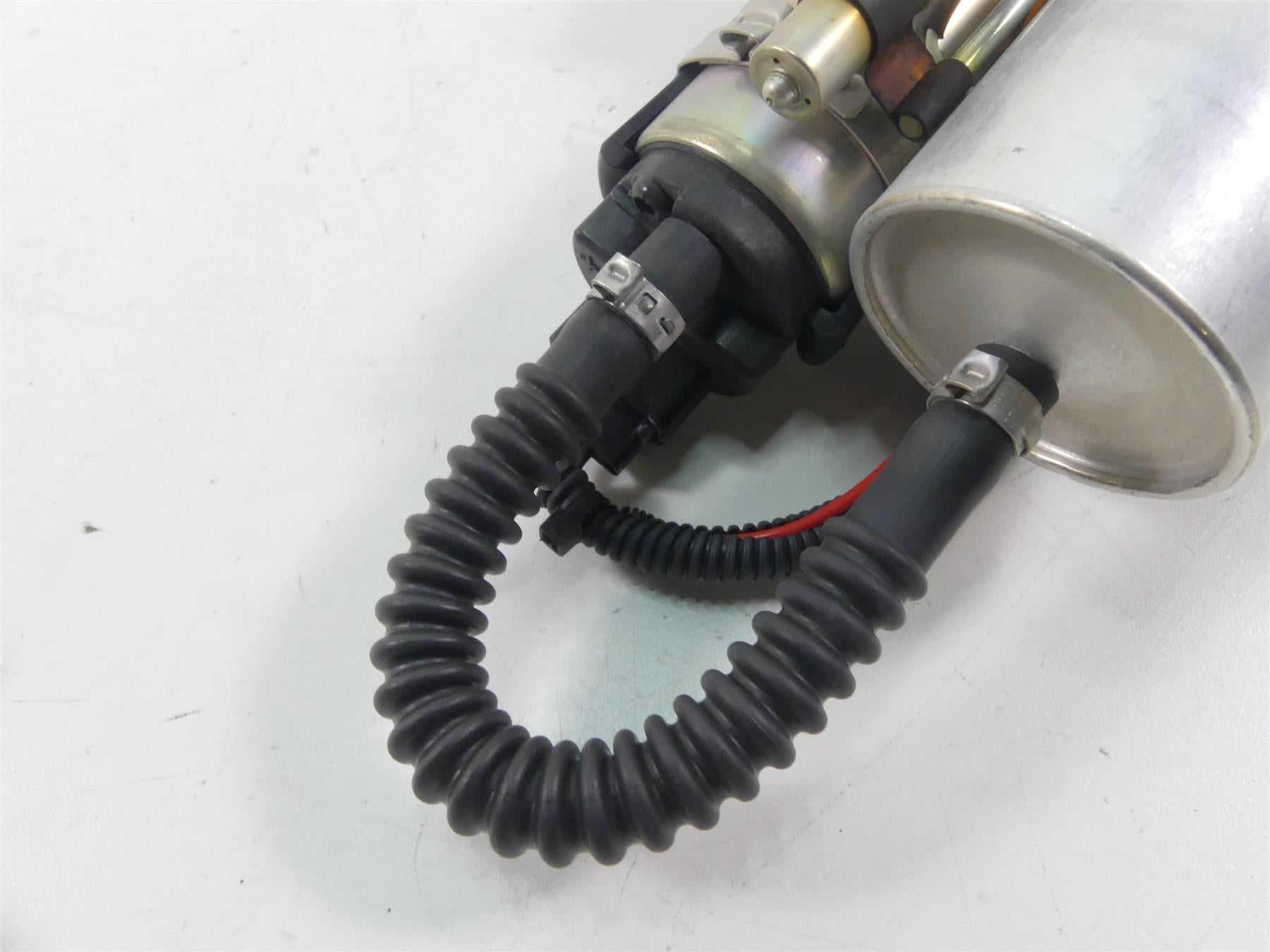 2014 Moto Guzzi Griso 1200 SE 8V Fuel Gas Petrol Pump - Tested 887423 {{ shop.shopifyCountryName }} - Mototech271