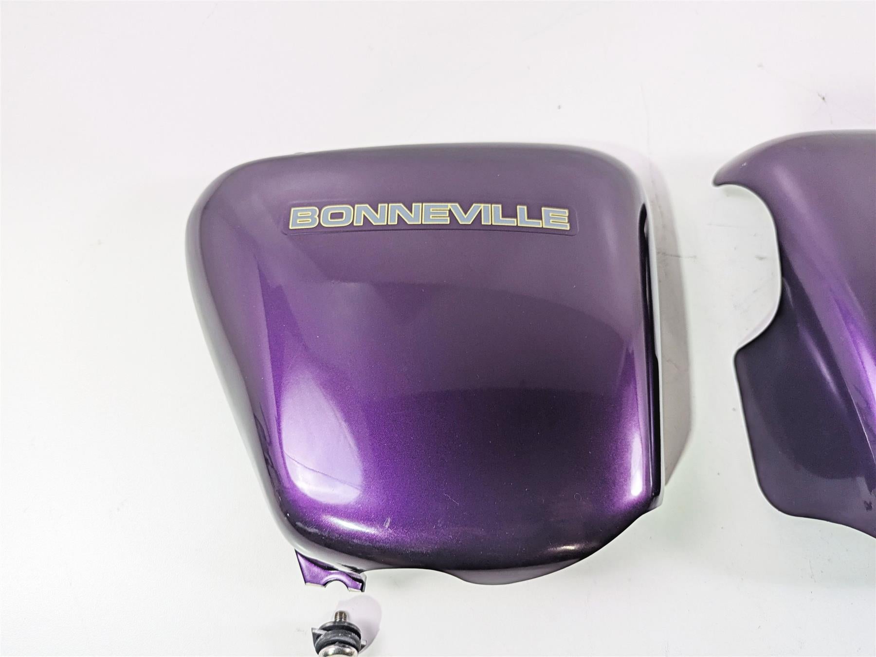 2013 Triumph Bonneville Side Cover Fairing Set Imperial Purple -Read T2309434-KF {{ shop.shopifyCountryName }} - Mototech271