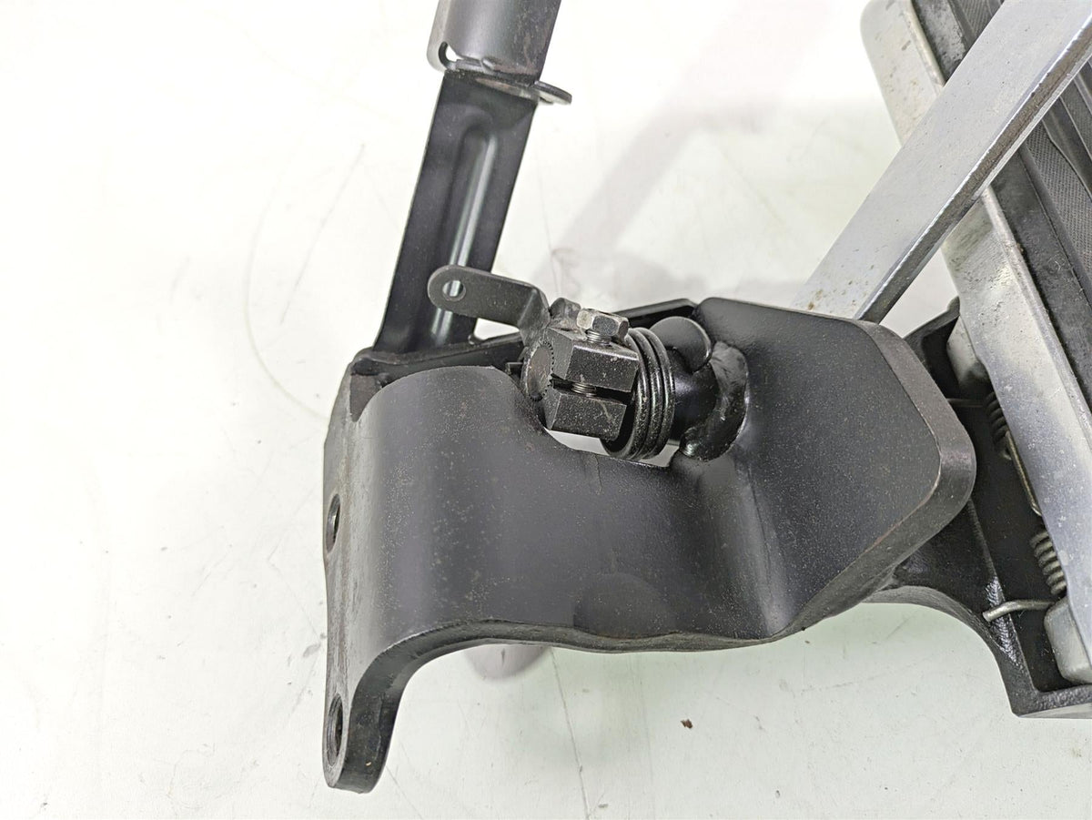 2008 Yamaha XVS1300 V-Star Tourer Right Floorboard Brake Pedal 3D8-27420-00-00 {{ shop.shopifyCountryName }} - Mototech271