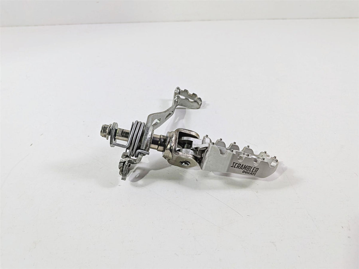 2015 Ducati Scrambler Urban Enduro Right Footpeg + Mount Brake Pedal 45720951AA-Mototech271