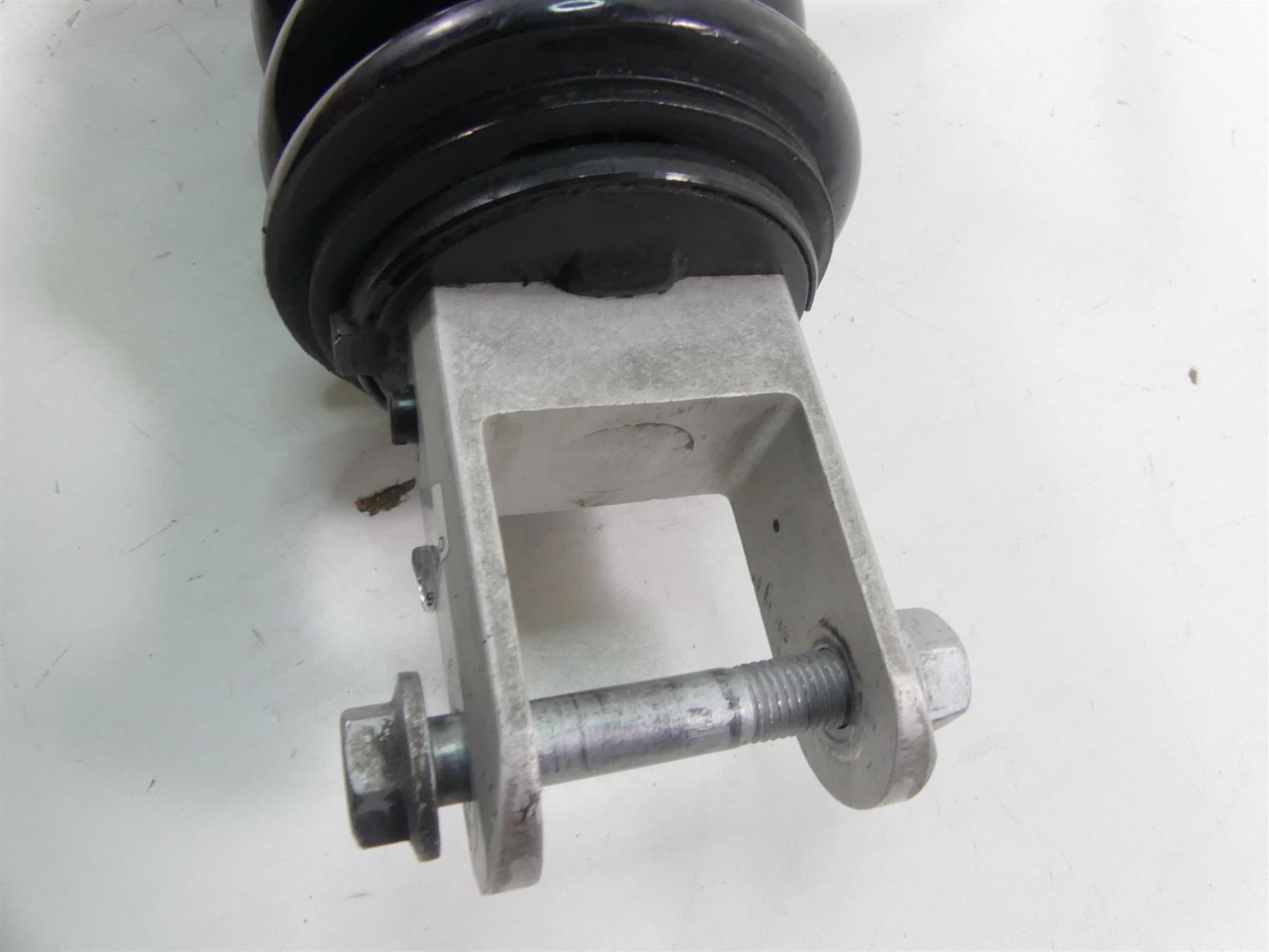 1999 BMW R1100 GS 259E Adjustable Showa Rear Shock Damper B0062 33532312103 {{ shop.shopifyCountryName }} - Mototech271