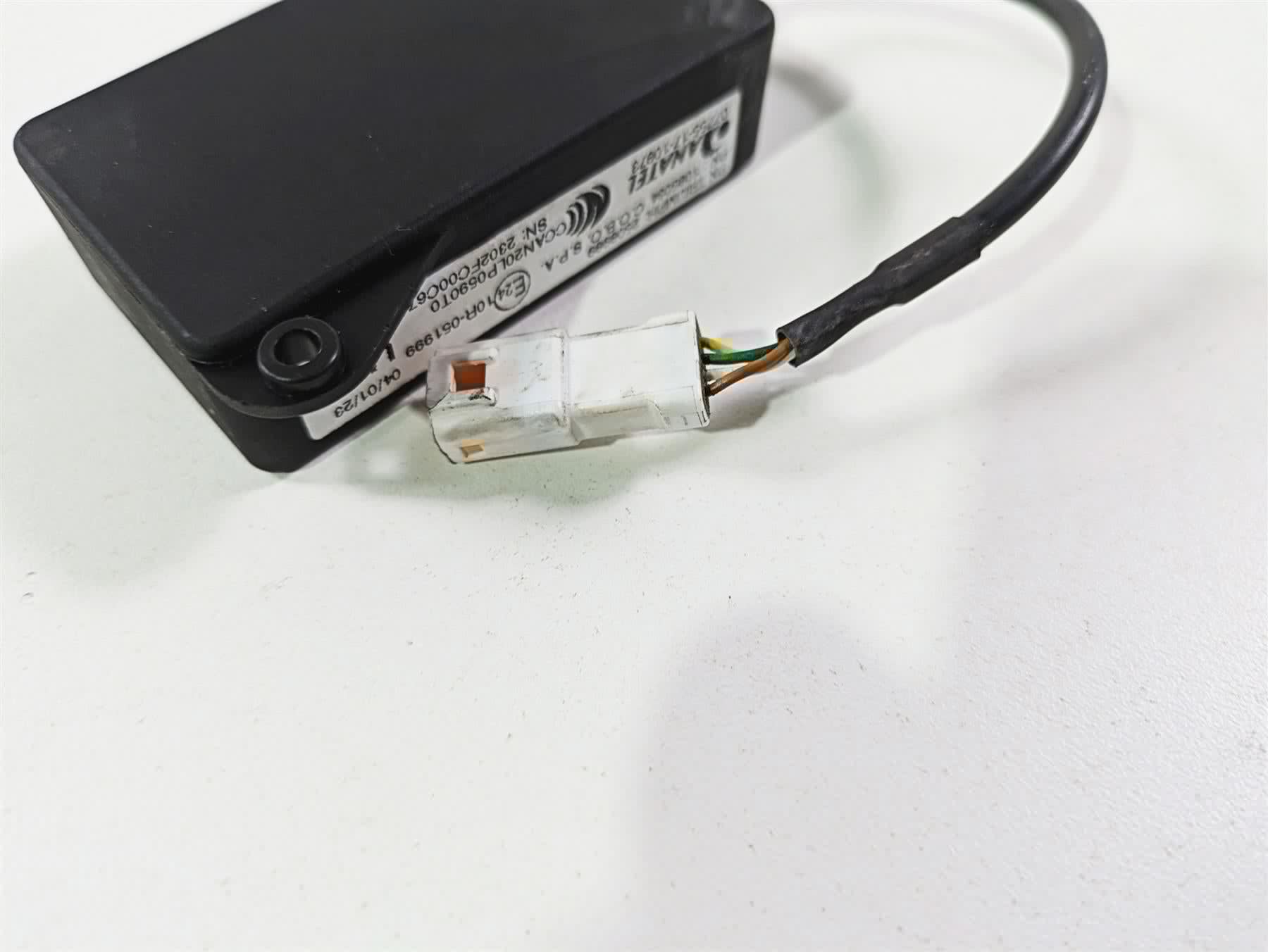 2024 Triumph Tiger 900 GT Anatel Bluetooth Module Unit Ecu T2508989 {{ shop.shopifyCountryName }} - Mototech271