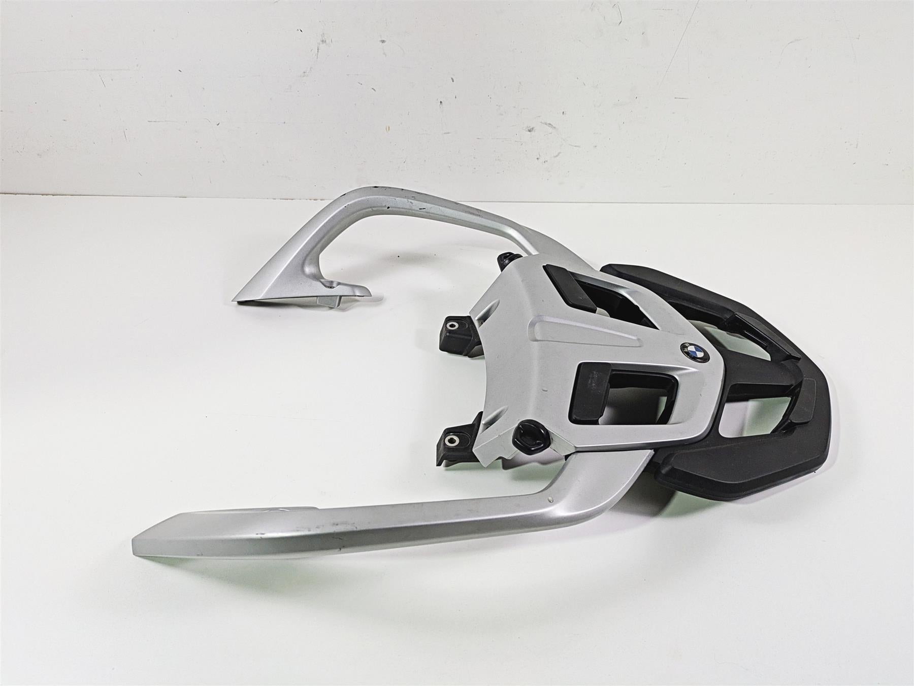 2019 BMW R1250RT K52 Luggage Rack Grab Rail Bar READ 46548520650 46548548023 {{ shop.shopifyCountryName }} - Mototech271