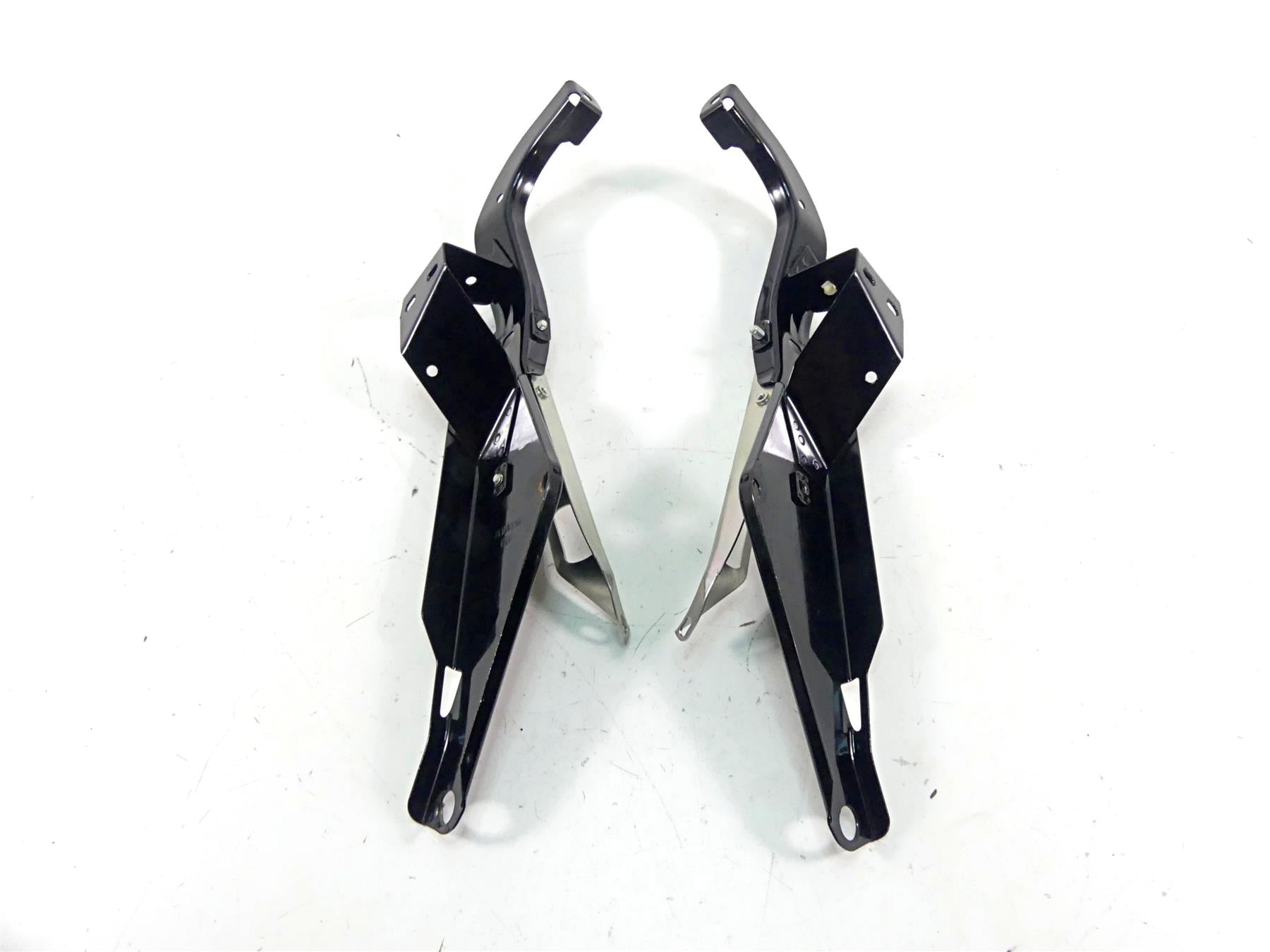 2008 Harley Touring FLHX Street Glide Front Fairing Mount Holder Set 58479-96B {{ shop.shopifyCountryName }} - Mototech271