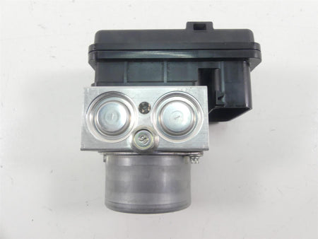 2022 Yamaha MT09 FZ09 Abs Brake Pump Pressure Module B7N-85930-09-00 {{ shop.shopifyCountryName }} - Mototech271