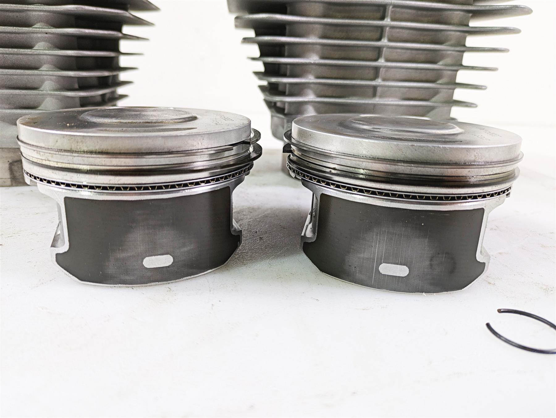 2009 Harley XR1200 Sportster Jug Barrel Cylinder & Piston Set 16466-04A {{ shop.shopifyCountryName }} - Mototech271