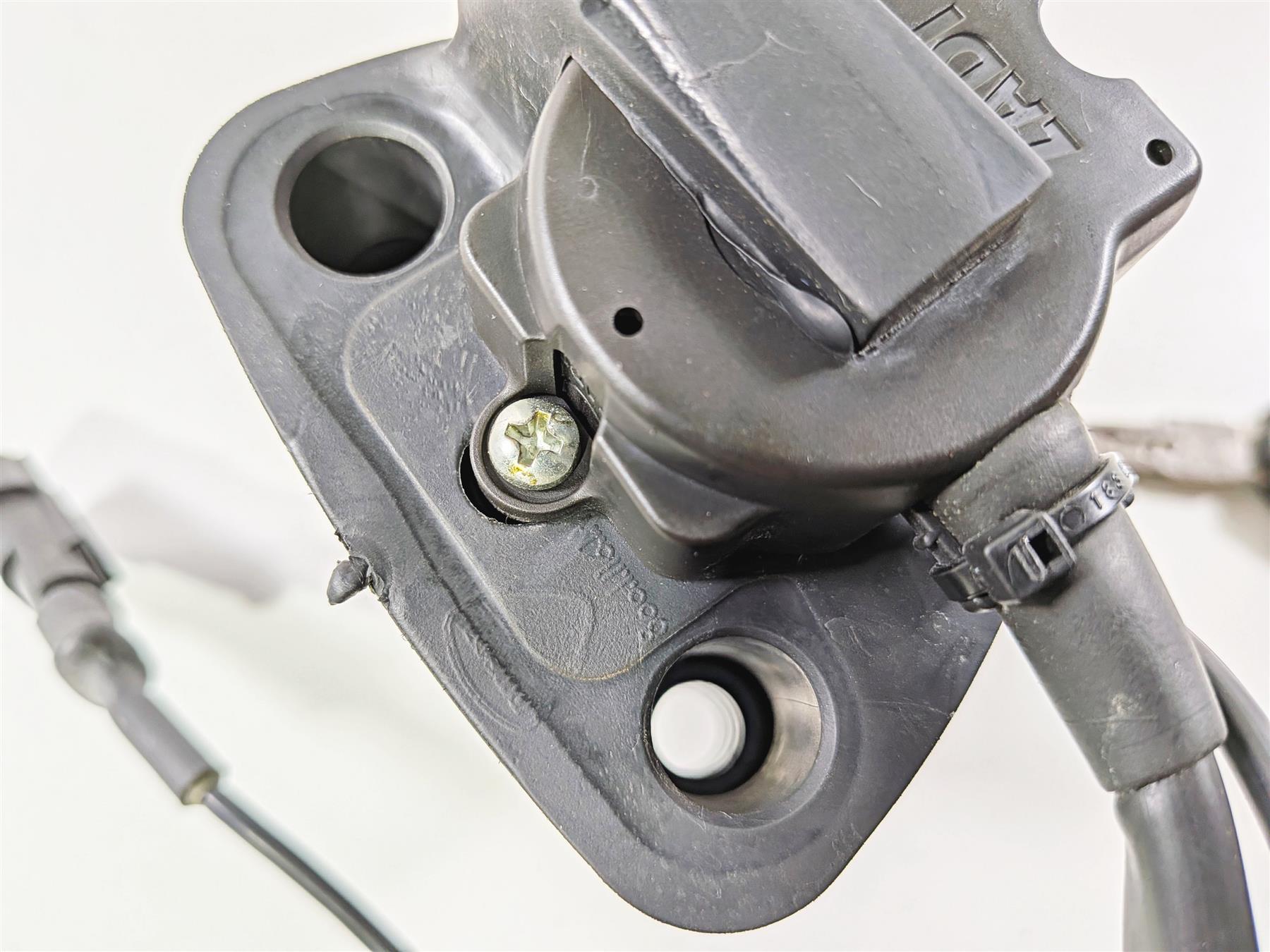 2011 Ducati Streetfighter 1098 S Gauges Ignition Key Switch Lock 3K 40610726B {{ shop.shopifyCountryName }} - Mototech271