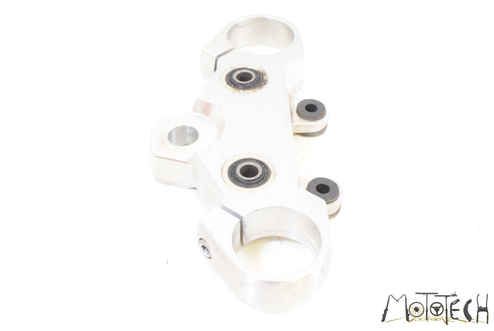2001 Suzuki VZ800 Marauder Upper Triple Tree 51311-48E00 {{ shop.shopifyCountryName }} - Mototech271