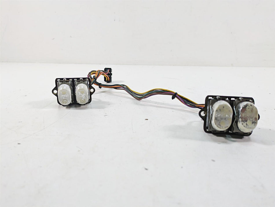2005 Harley Touring FLHTCUI Electra Glide Auxiliary Switch Set 70271-98 {{ shop.shopifyCountryName }} - Mototech271