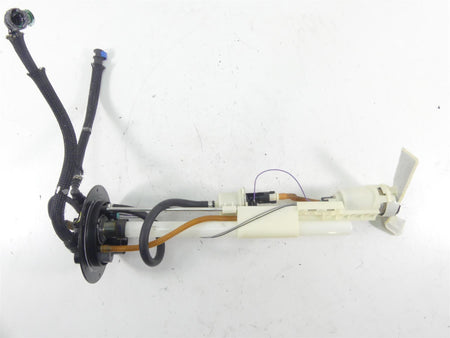 2012 Harley VRSCF Muscle Rod Fuel Gas Petrol Pump - Tested 75310-07 {{ shop.shopifyCountryName }} - Mototech271